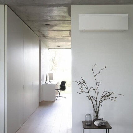 Daikin Emura vidaus blokas FTXJ25AW9 6