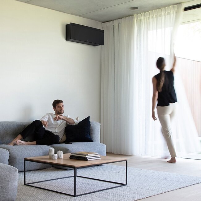 Daikin Emura oro kondicionierius FTXJ25AB9 komplekte RXJ25A9 6 Daikin Emura oro kondicionierius FTXJ25AB9 komplekte RXJ25A9 6